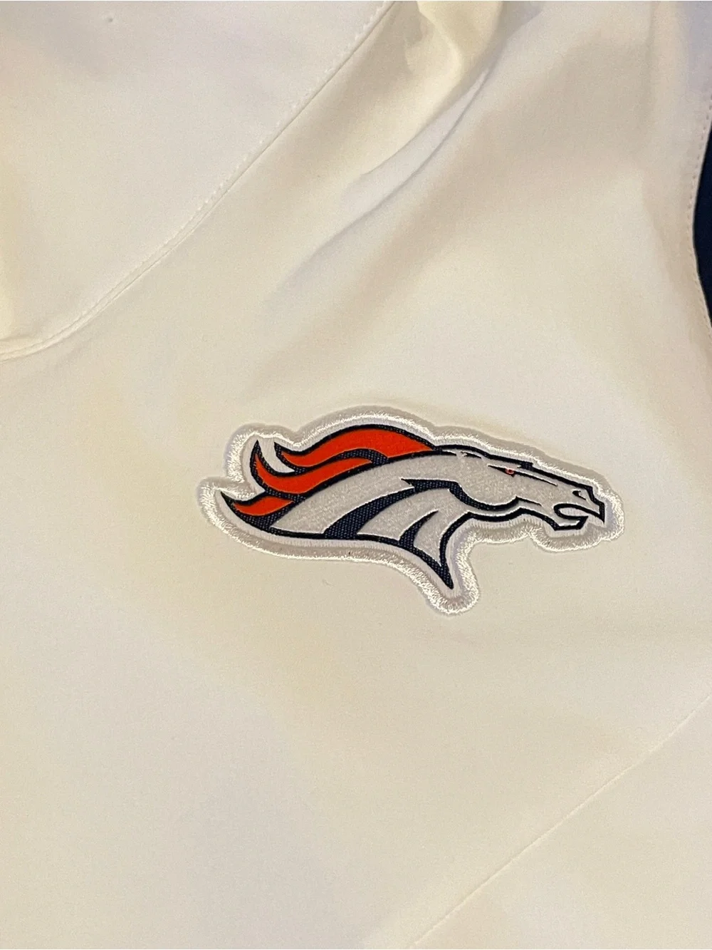 NWOT Nike NFL Denver Broncos White Short Sleeve Dri-Fit Quarter Zip Sz L